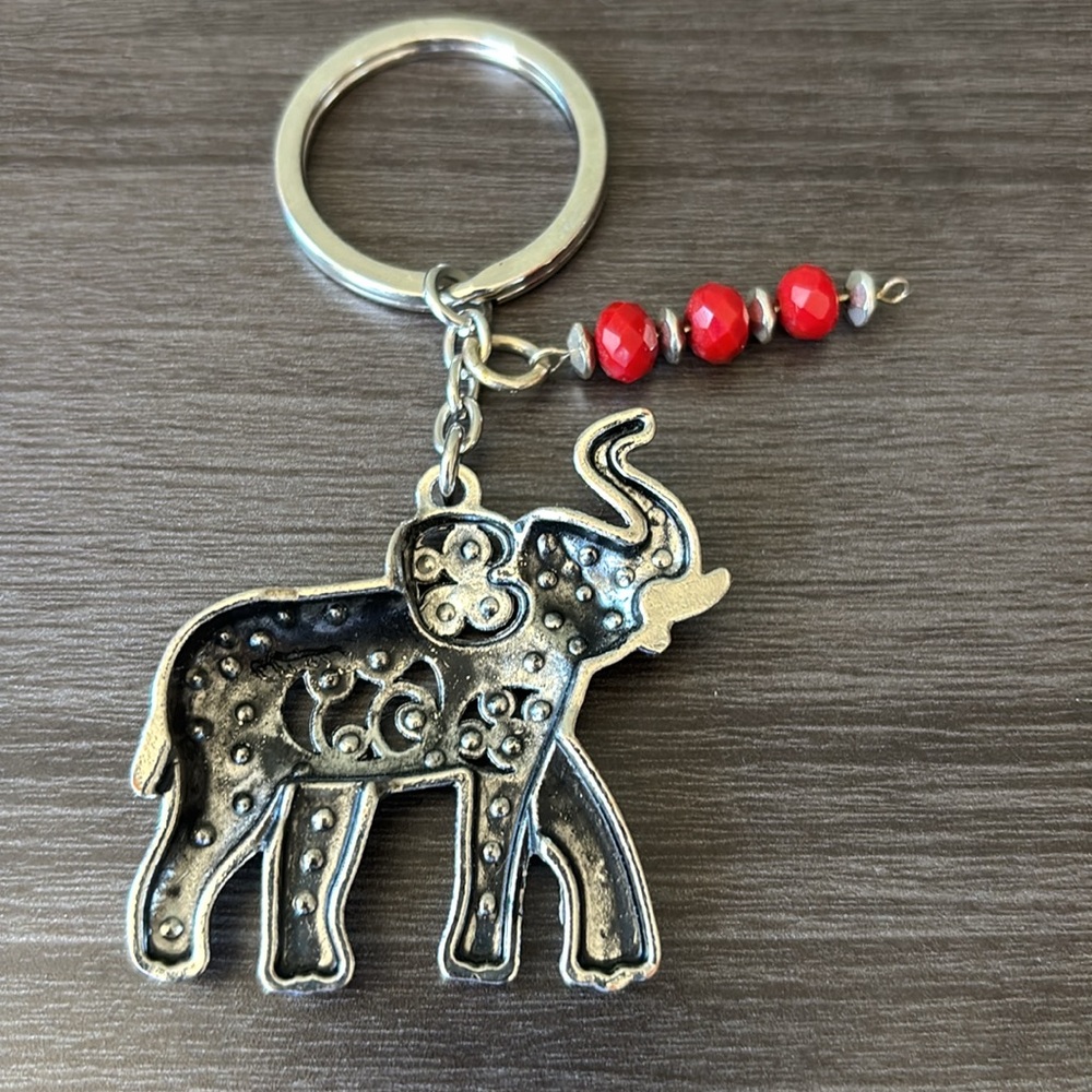 Good Luck Rhinestone‎ Elephant Key Chain - Picture 5 of 6